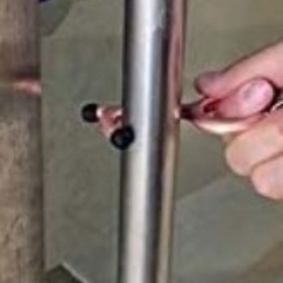 do not touch door keychain - Picture 4 of 9